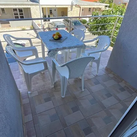 Appartement Zdenka Vir